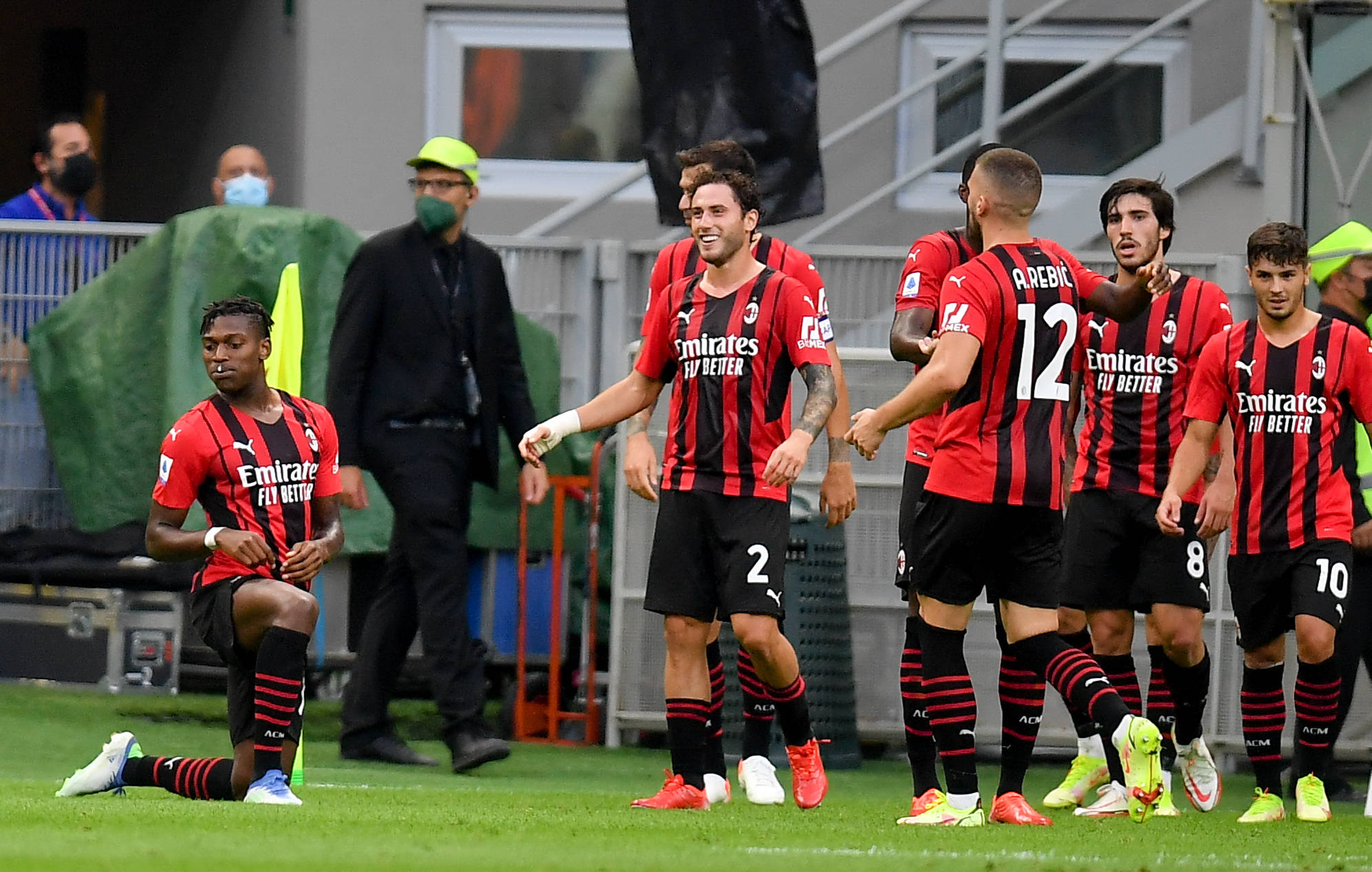 仍无法与曼 仍无法与曼