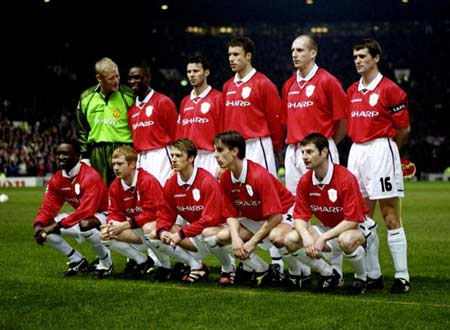 队在战术执 队在战术执